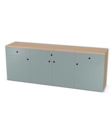 Komoda z 3 szufladami nad drzwiami